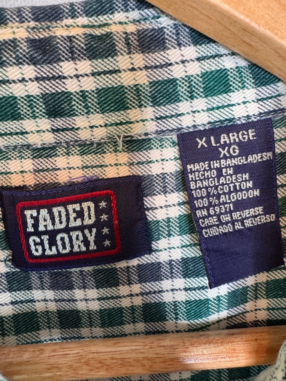 Faded Glory Short Sleeve Button-Up Twill Blue, Green, White Plaid Shirt size XL - Picture 2 of 6